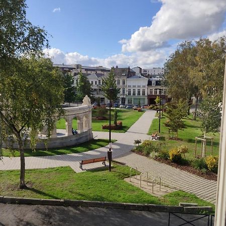 Residence Jehan Froissart Валансьен Экстерьер фото